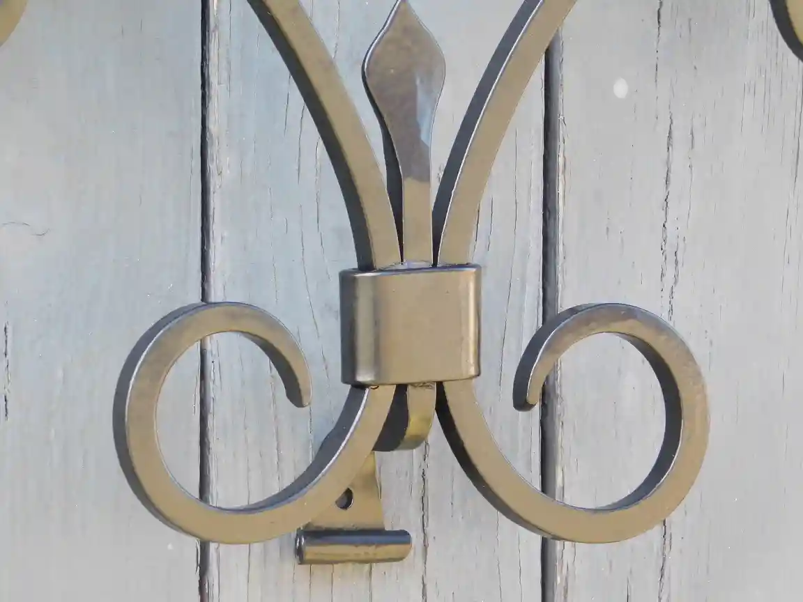 fenêtre décorative en bois style nostalgie