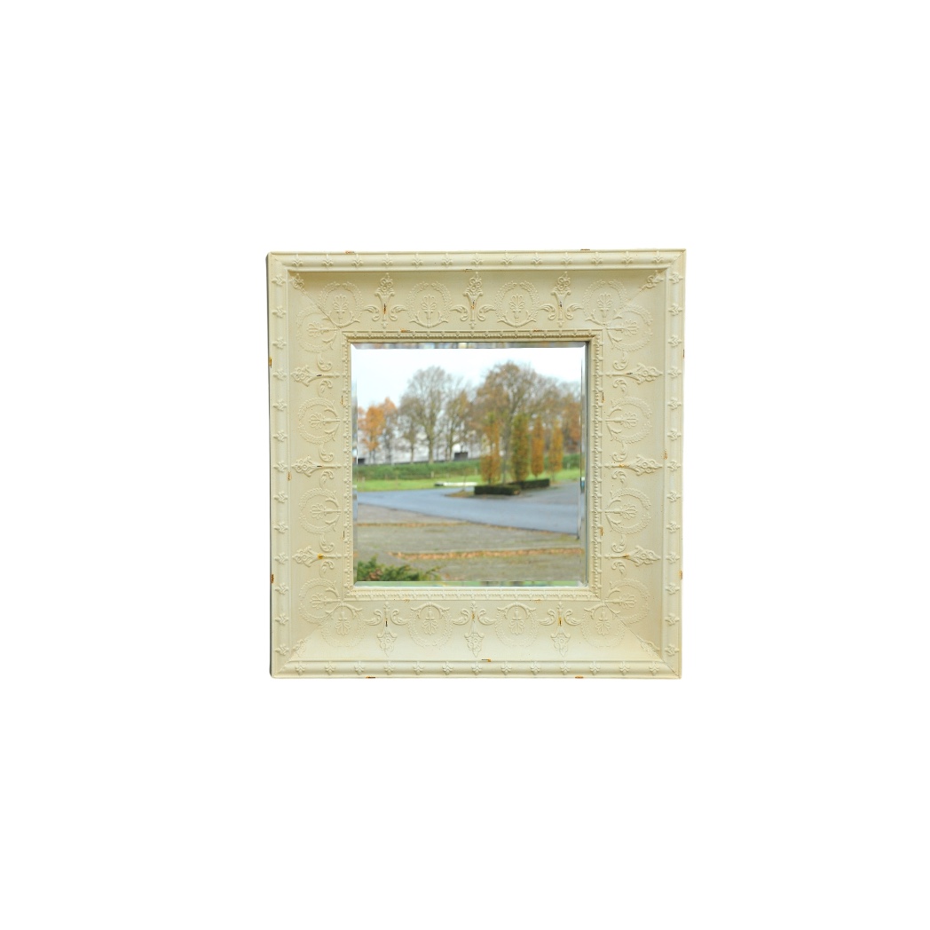 Grote forse spiegel in old-white-rust metalen frame