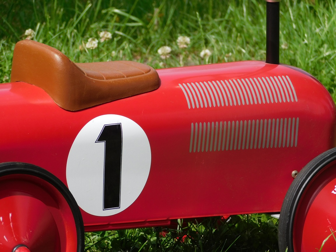 Vintage rotes Auto – Metall – Vilac – 80 cm – Kinderauto