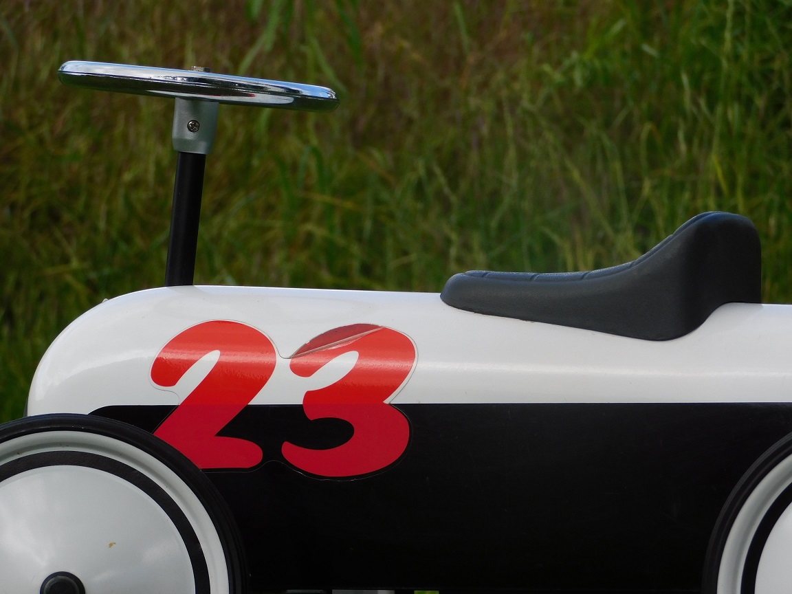 Oldtimer – Schwarz-Weiß Nr. 23 – 74 x 40 cm – Metall