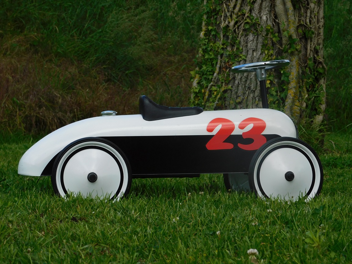 Oldtimer – Schwarz-Weiß Nr. 23 – 74 x 40 cm – Metall