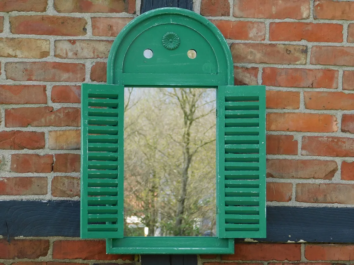 Spiegel muurmodel wit met versieringen Sierlijk 103x103cm - .n