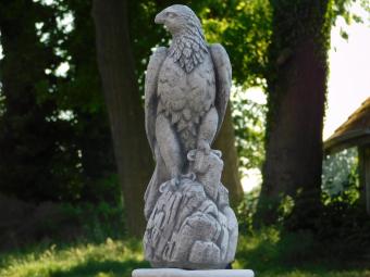 Aigle - base ronde - pierre - 83 cm - détaillé