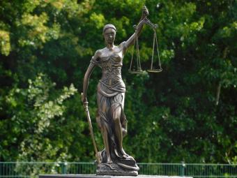 images/productimages/small/beeld.justitia.poly.mc-955911.jpg