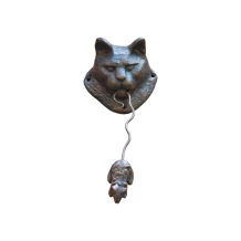 Deurklopper poes met muis – gietijzer – uniek en duurzaam