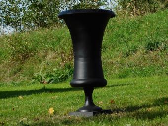 Vase – 95 cm – aluminium noir – vintage – robuste