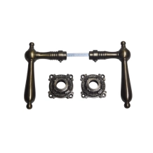 Set deurklinken 'Classic' met rozetten – gepatineerd messing