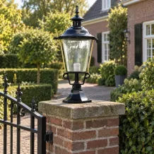 Klassieke sokkellamp - 70 cm - zwart - aluminium lage buitenlamp