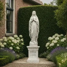 Mariabeeld op sokkel – 190 cm – steen – Onze Lieve Vrouw