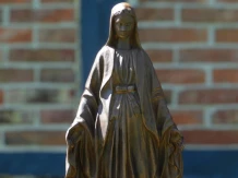 Statue de Marie – pierre – finition oxydée – 93 cm – classique