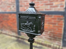 Staande brievenbus, zwart, gietijzeren postbus, zwaar