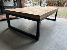 images/productimages/small/tafel.laag.111.hout.zw.jpg