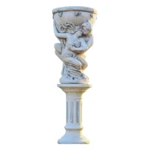 Man en vrouw met schaal - op sokkel - steen - 140 cm