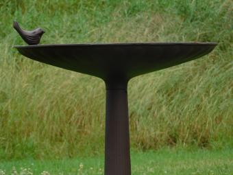 images/productimages/small/vogelbad.xl.gietijz.rond.fb60722.jpg