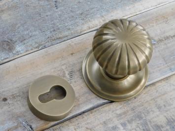 1 deurknop met veiligheidsslot en wapenschild, koperen knop met rozet is niet roteerbaar plus bevestigingsschroeven