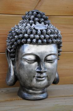 Indonesischer Buddha, Kopf, Kunststoff, grau-silber