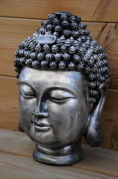 Indonesischer Buddha, Kopf, Kunststoff, grau-silber