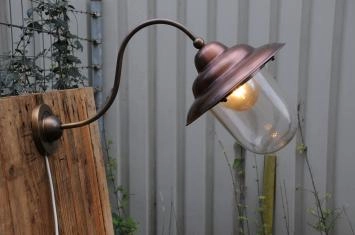 Retro-Wandleuchte, aus Kupfer + Messing und Glas