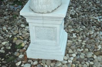 Plinthe - pierre - 60 cm - finition blanche classique - massif