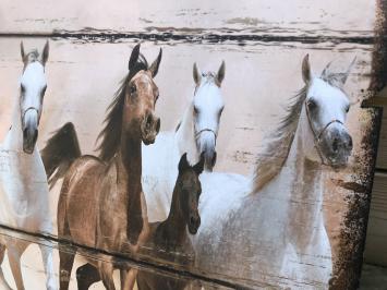 Großer Wandteller mit 11 schönen Pferden