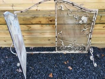 Haardbescherming, spatscherm , Victoriaans smeedijzer , kleur white-rust
