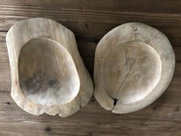 Bol en bois colonial dur et lourd