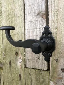 Magnifique ensemble de quincaillerie de porte en métal noir, avec serrure à ressort sur les rosettes