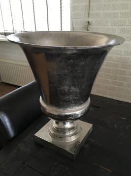Grote aluminium vaas, design vaas voor in huis