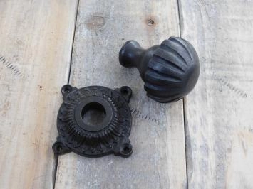 Poignée de porte 'Solvo' + rosette Dm 52 mm + rosette - fer antique