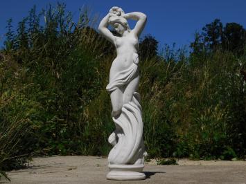 Wunderschöne weiße Steinstatue einer stehenden Dame, super schön für den Garten!