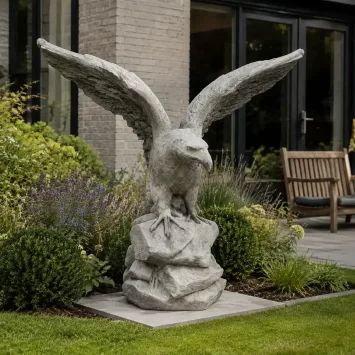 Adelaar tuinbeeld - groot stenen sculptuur - voor buiten