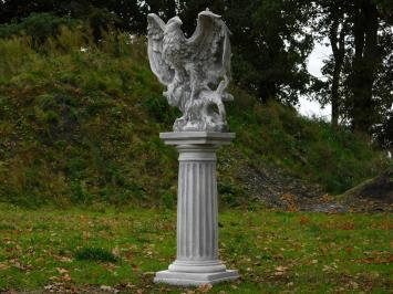 Aigle sur piédestal – 127 cm – décoration en pierre – unique