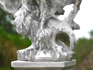 Aigle – 57 x 54 cm – statue en pierre – décoration détaillée