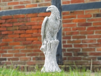 Aigle sur souche d'arbre - statue de jardin - 105 cm - pierre