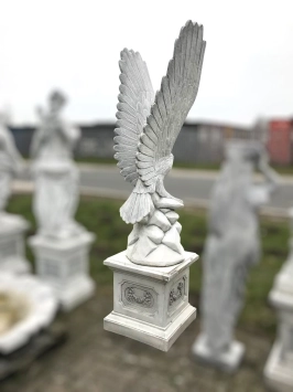 Adlerstatue, Gartenstatue, sehr groß