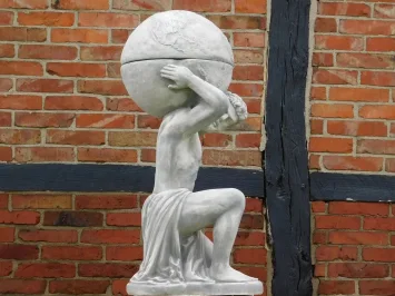 Atlas-Statue mit Globus auf Sockel – Stein – 170 cm