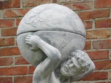 Atlas-Statue mit Globus auf Sockel – Stein – 170 cm