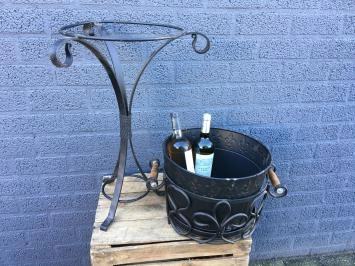 Magnifique refroidisseur de vin en métal, belle ferronnerie d'art !