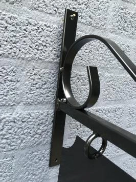 Zwarte naambord - gevelbord - metalen en klassieke decoratie