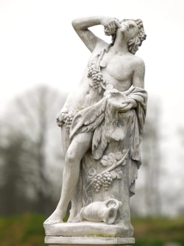Dionysos - Bacchus - sur socle - pierre - 200 cm - classique