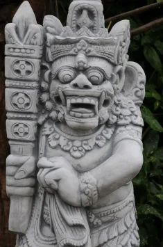 Balinesischer Tempelwächter – Stein – 107 cm – Torwächter
