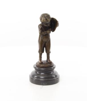 Klassiek bronzen beeld, jongen met sigarret, authentiek