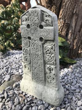 Keltisches Kreuz doppelseitig - Straßenkreuz - aus Stein