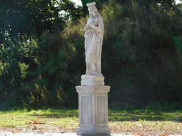 Madonna mit Kind auf Sockel – religiöse Gartenfigur – 130 cm