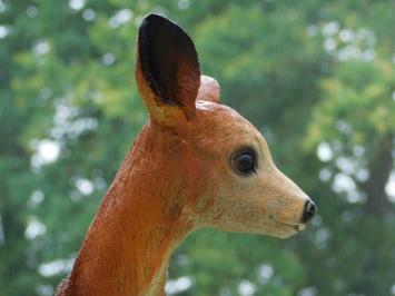 Tuinbeeld babyhert van polystone – natuurgetrouw beeld