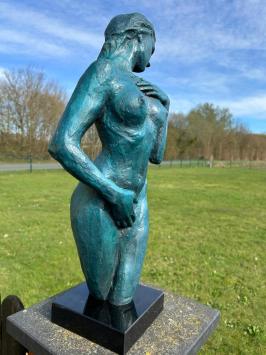 Statue Frau Garten, weibliche Statue, Gartenstatue nackte Dame, Bronze / Marmor