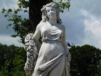 Statue d'une femme avec une couronne de fleurs – 175 cm – pierre classique