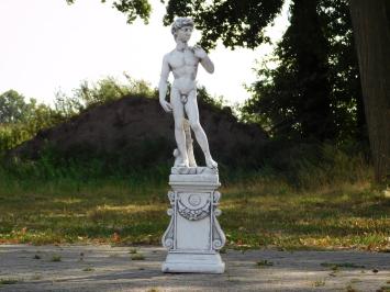 David sur un piédestal – 88 cm – statue en pierre – design classique