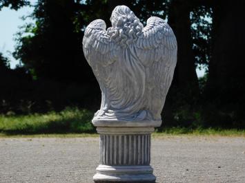Beeld engel op ronde sokkel - 73 cm - steen - klassiek