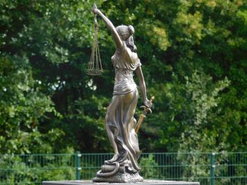 Eenmalig: Beeld Vrouwe Justitia - 46 cm - Polystone in Brons